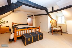 Bedroom- click for photo gallery